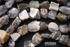 Агат, крупные необработанные куски, набор 4 бусины Агат, крупные необработанные куски, набор 4 бусины