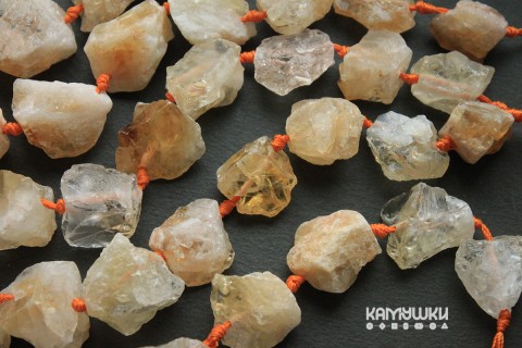 Цитрин, куски необработанные крупные, набор 4 бусины