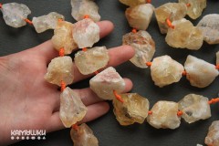 Цитрин, куски необработанные крупные, набор 4 бусины