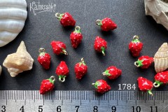 Подвеска с эмалью "земляника" 6х9 мм, №1784, 1 шт Подвеска с эмалью "земляника" 6х9 мм, №1784, 1 шт