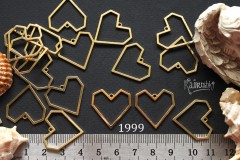 Подвеска-коннектор "геометрическое сердце" №1999, 22 мм, 1 шт Подвеска-коннектор "геометрическое сердце" №1999, 22 мм, 1 шт