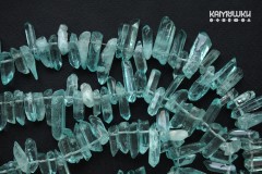 Горный хрусталь, кристаллы тонированные бирюзовые, набор 9 см Горный хрусталь, кристаллы тонированные бирюзовые, набор 9 см