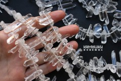 Горный хрусталь, кристаллы тонкие 15-30 мм, набор 9,5 см Горный хрусталь, кристаллы тонкие 15-30 мм, набор 9,5 см