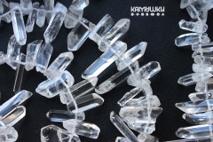 Горный хрусталь, кристаллы тонкие 15-30 мм, набор 9,5 см Горный хрусталь, кристаллы тонкие 15-30 мм, набор 9,5 см