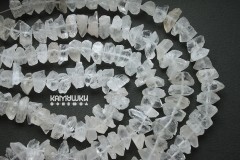 Горный хрусталь, необработанные кусочки кристаллов 21-26 мм, набор 9,5 см Горный хрусталь, необработанные кусочки кристаллов 21-26 мм, набор 9,5 см