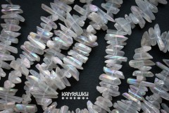 Кварц , кристаллы тонированные радужные 12-25 мм, набор 9,5 см Кварц , кристаллы тонированные радужные 12-25 мм, набор 9,5 см