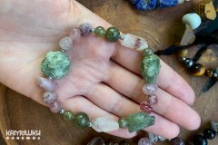 Браслет с апатитом и кварцем с включением гематита
