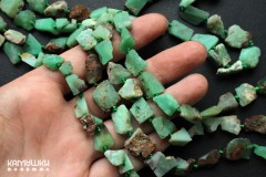 Хризопраз яркий, необработанные кусочки, набор 9 см