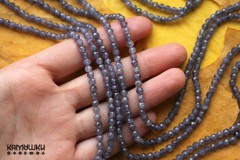 Иолит светлый, шар граненый 4 мм, набор 9,5 см Иолит светлый, шар граненый 4 мм, набор 9,5 см
