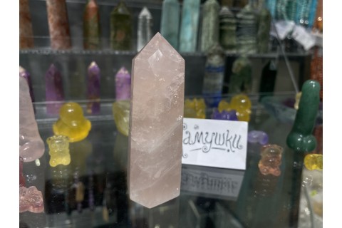 Коллекционный минерал, розовый кварц, №К0233