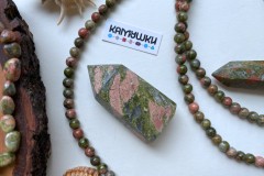 Коллекционный минерал, унакит, №К0579