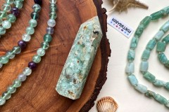 Коллекционный минерал, флюорит матричный, №К0580