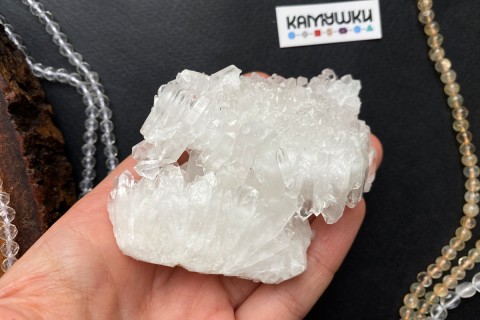 Коллекционный минерал, горный хрусталь, №К0516