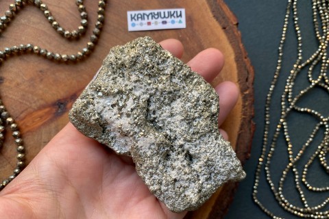 Коллекционный минерал, пирит, №К0885