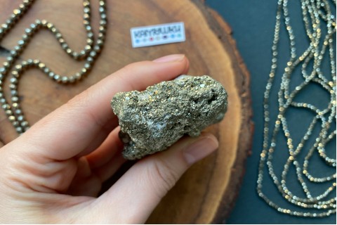Коллекционный минерал, пирит, №К0885