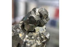 Коллекционный минерал, пирит, №К0184