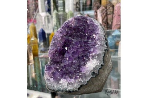 Коллекционный минерал, аметист, №К0098