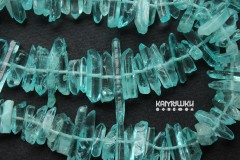 Горный хрусталь, кристаллы тонированные бирюзовые мелкие, набор 9,5 см Горный хрусталь, кристаллы тонированные бирюзовые мелкие, набор 9,5 см