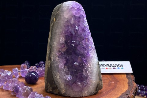 Коллекционный минерал, аметист, №К0294
