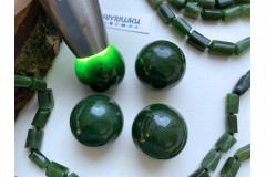 Коллекционный минерал, нефрит, №К0490