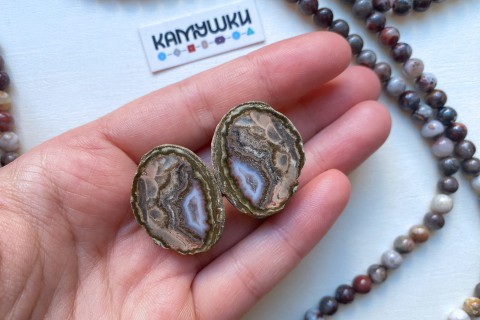 Коллекционный минерал, агат, две половинки, №К0770