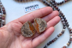 Коллекционный минерал, агат, две половинки, №К0771 Коллекционный минерал, агат, две половинки, №К0771