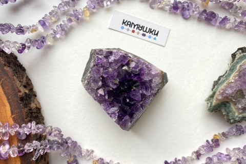Коллекционный минерал, аметист, №К0453