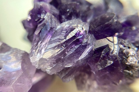Коллекционный минерал, аметист, №К0406