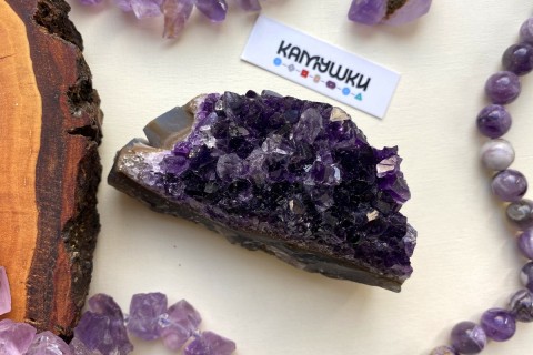 Коллекционный минерал, аметист, №К0408