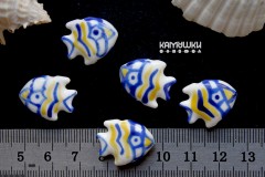 Бусина "Рыбка" белая с синим, композит 20 мм, 1 шт
