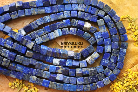 Лазурит, кубик 6 мм, набор 15 бусин