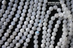 Лунный камень, шар гладкий 4,5 мм, набор 9,5 см Лунный камень, шар гладкий 4,5 мм, набор 9,5 см