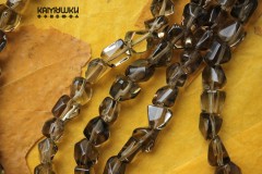 Дымчатый кварц (раухтопаз) светлый, овал произвольной огранки 8-10 мм, набор 10 бусин Дымчатый кварц (раухтопаз) светлый, овал произвольной огранки 8-10 мм, набор 10 бусин