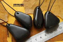 Шунгит натуральный, подвеска галтовка купная, 1 шт Шунгит натуральный, подвеска галтовка купная, 1 шт