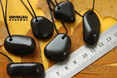 Шунгит натуральный, подвеска галтовка мелкая, 1 шт