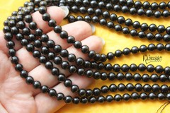 Шпинель черная, шар гладкий 6,5 мм, набор 15 бусин Шпинель черная, шар гладкий 6,5 мм, набор 15 бусин