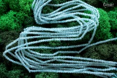 Топаз природный, голубой, граненый шар 2 мм , набор 9,5 см Топаз природный, голубой, граненый шар 2 мм , набор 9,5 см
