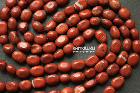 Яшма "красная", галтовка средняя, набор 5 бусин