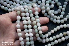 Жадеит светлый, шар граненый 8 мм, набор 12 бусин