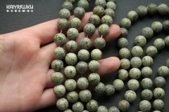 Змеевик светлый, шар гладкий 10,5 мм, набор 9 бусин