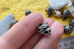 Бусина фигурная №1658 "серебристый волк" с зелеными фианитами, 1 шт
