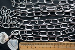 Цепь крупная, звено 13х24 мм, отрезок 10 звеньев (20 см) №1011 Цепь крупная, звено 13х24 мм, отрезок 10 звеньев (20 см) №1011