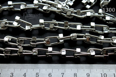 Цепь фигурная, №1300-0920, отрезок 24 см Цепь фигурная, №1300-0920, отрезок 24 см
