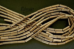 Геметин (имитация гематита), золотистый, "трубочка" 4х13 мм, набор 7 бусин Геметин (имитация гематита), золотистый, "трубочка" 4х13 мм, набор 7 бусин