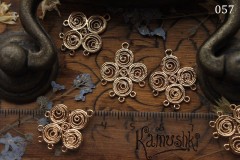 Коннектор "четыре кружочка со спиралями" №057