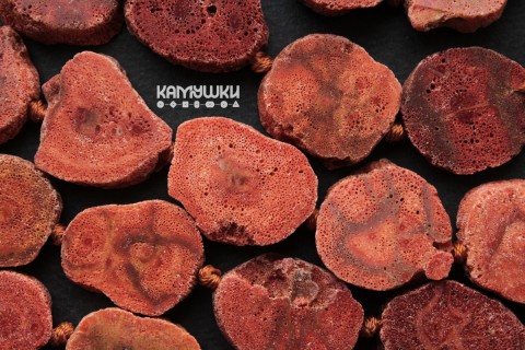 Коралл губчатый красный, крупные срезы, набор 3 бусины