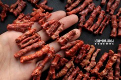 Коралл губчатый, крупные палочки дикой формы, набор 11 бусин Коралл губчатый, крупные палочки дикой формы, набор 11 бусин