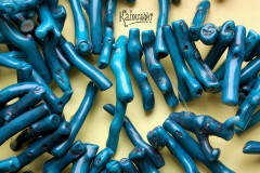 Коралл бирюзовый, палочки разной формы, набор 7 бусин
