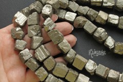 Пирит, куски необработанные большие 11х12 мм, набор 6 бусин
