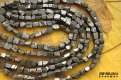 Пирит, необработанные кусочки 8-15 мм, набор 9 см